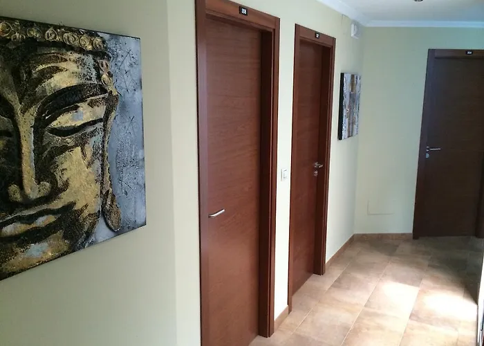 Gæstehus Eden A Revolta